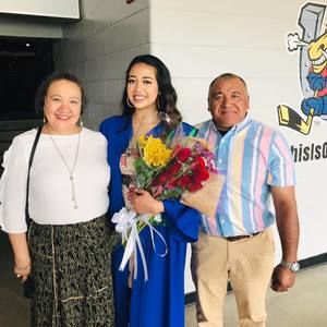 Meet your Posher, Daniela